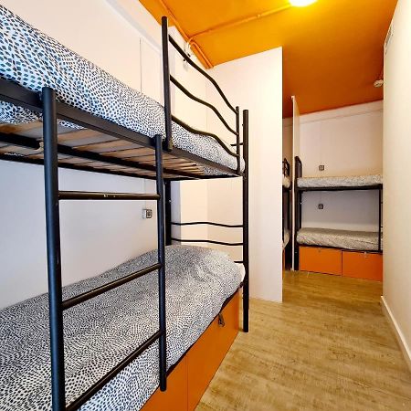 Arc House Gracia Hostel Barcelona Ngoại thất bức ảnh