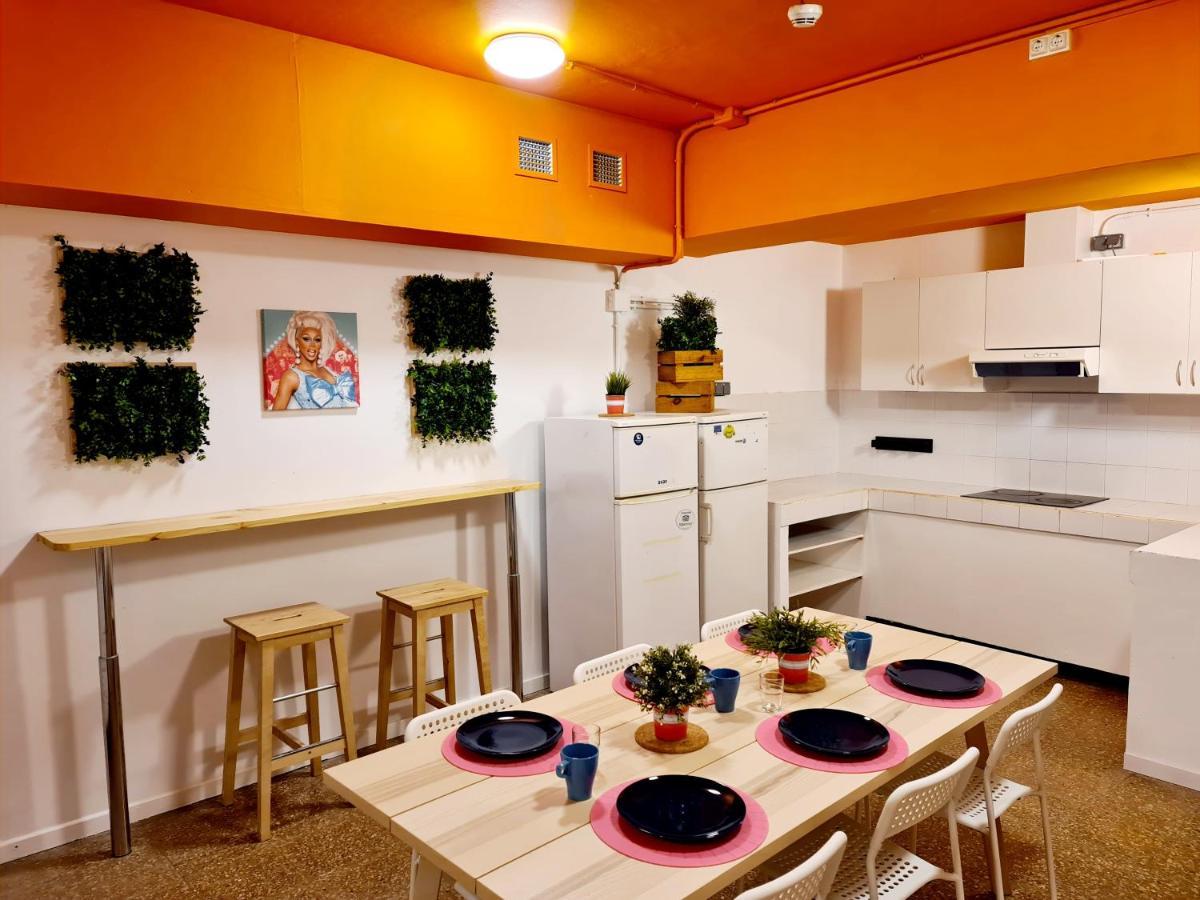 Arc House Gracia Hostel Barcelona Ngoại thất bức ảnh
