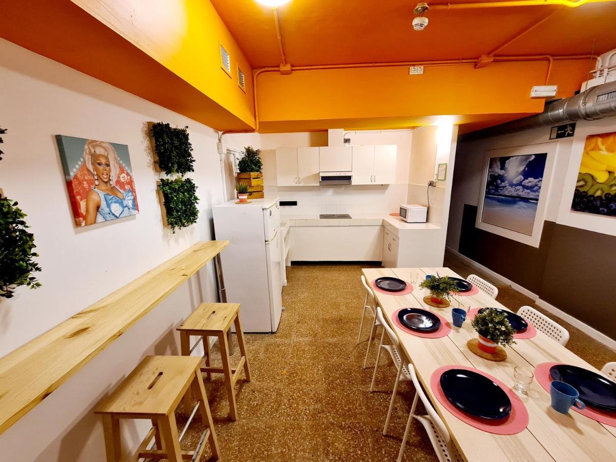 Arc House Gracia Hostel Barcelona Ngoại thất bức ảnh