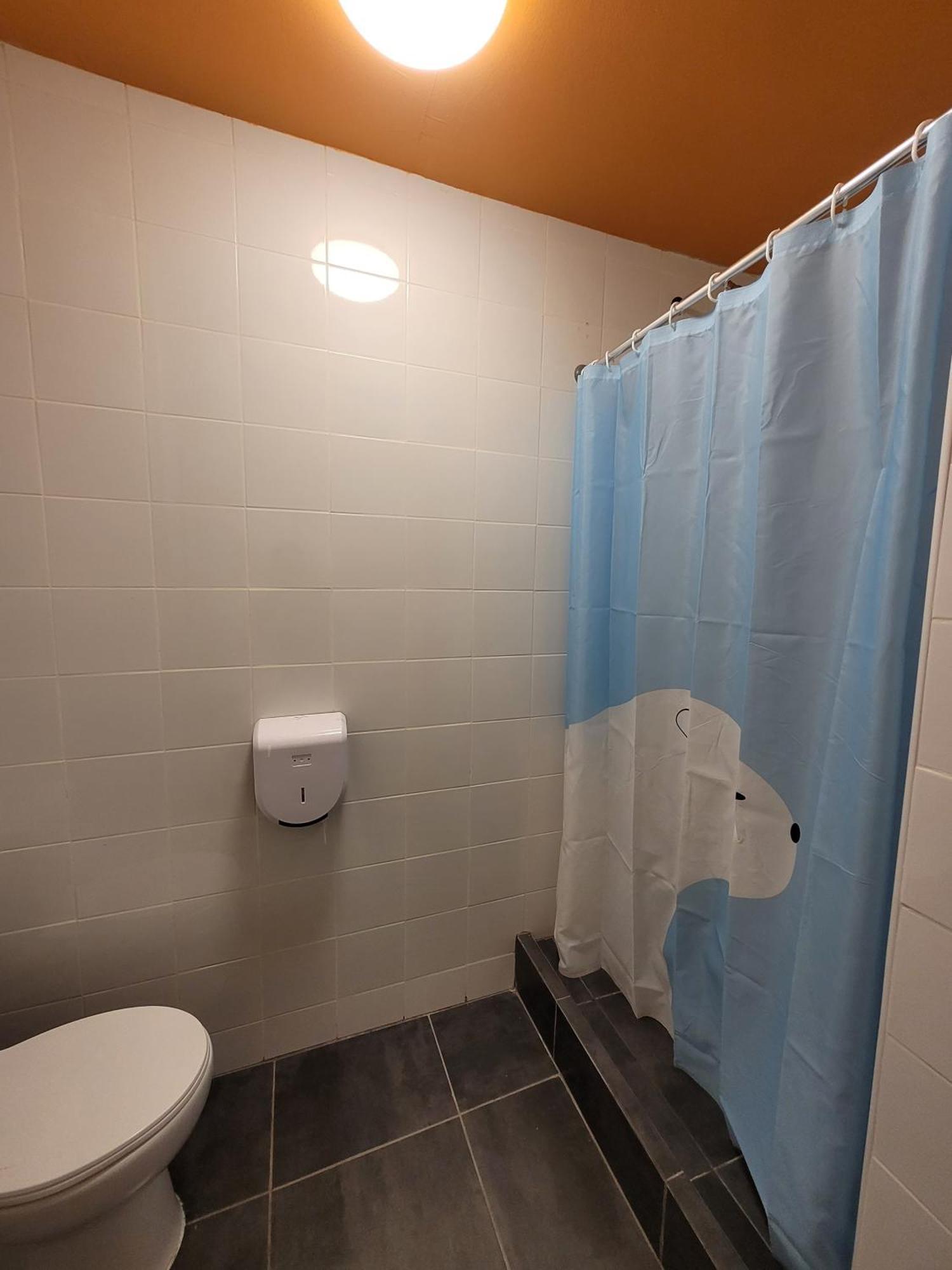 Arc House Gracia Hostel Barcelona Ngoại thất bức ảnh