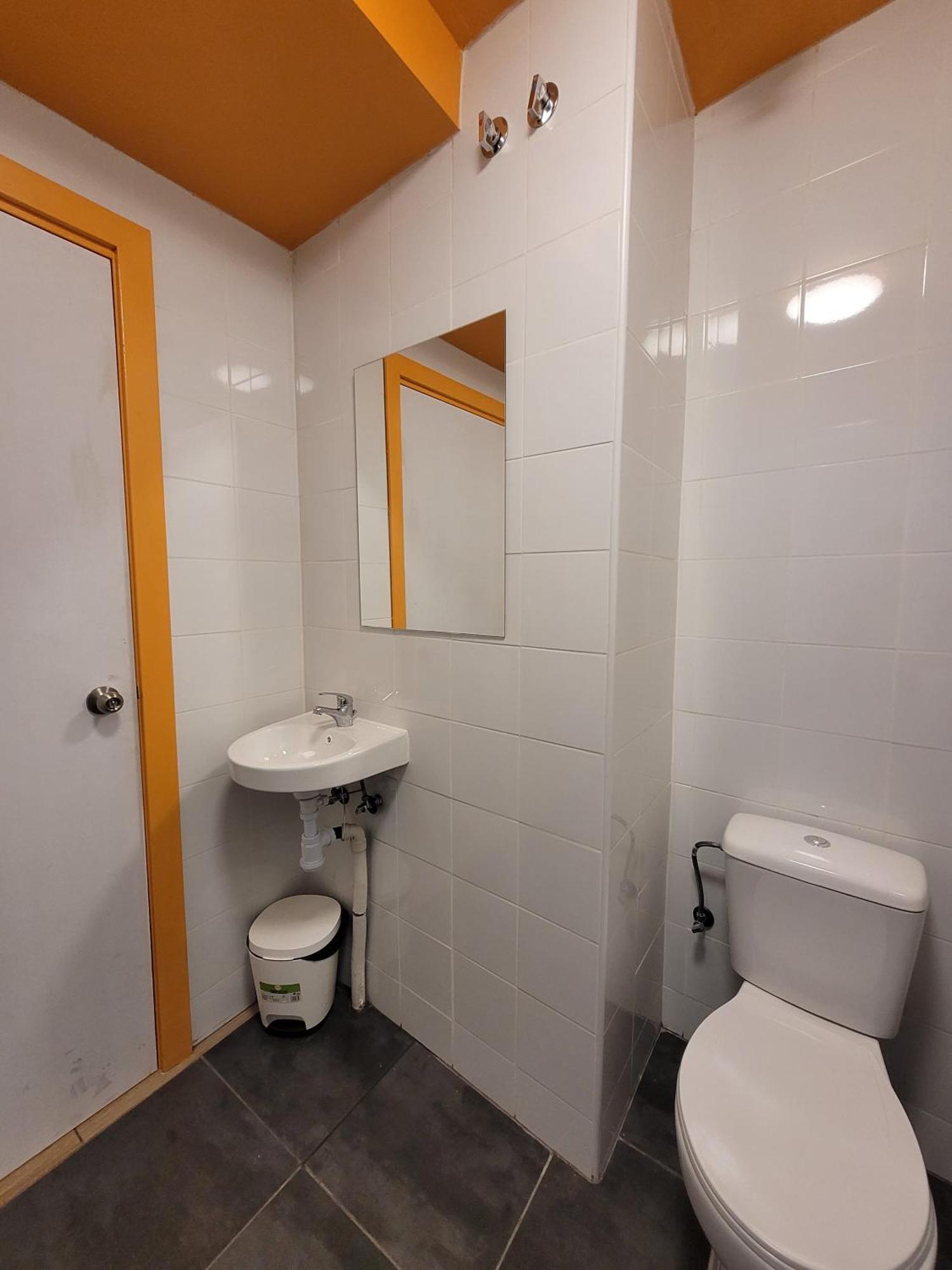 Arc House Gracia Hostel Barcelona Ngoại thất bức ảnh