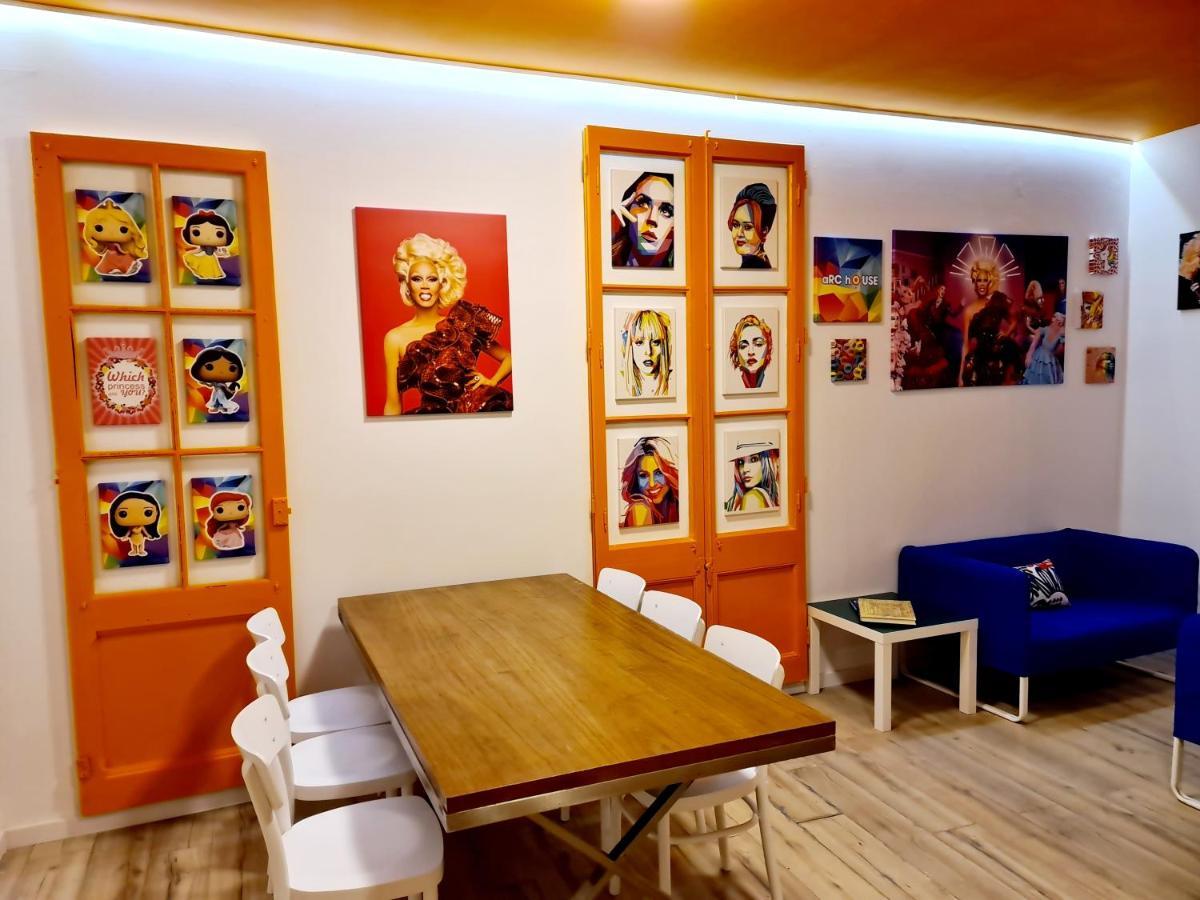Arc House Gracia Hostel Barcelona Ngoại thất bức ảnh